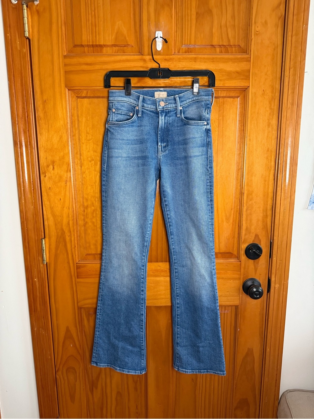 MOTHER The Outsider Sneak jean in Flag Me Down Size 25